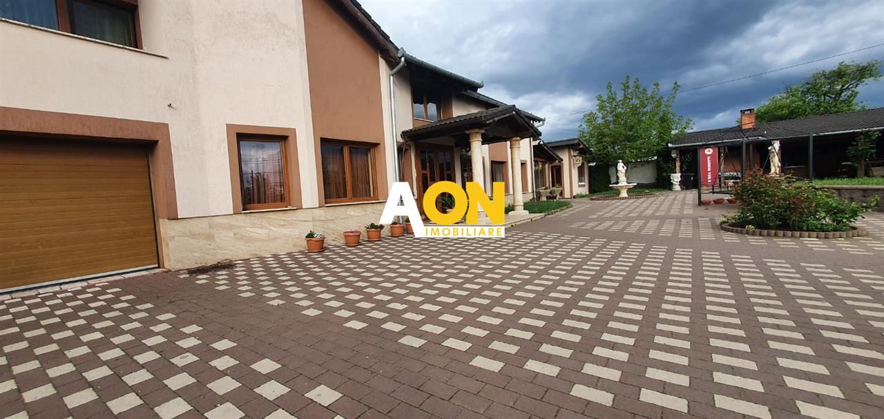 Casa de vanzare, 4 camere, 2 terase, garaj, 849 mp teren, Oarda de Jos - Poză 2