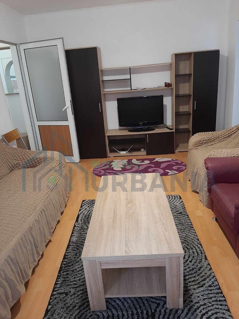 ÎNCHIRIEREZ APARTAMENT 3 CAMERE 78mp în zona Alexandru cel Bun - Poză 1