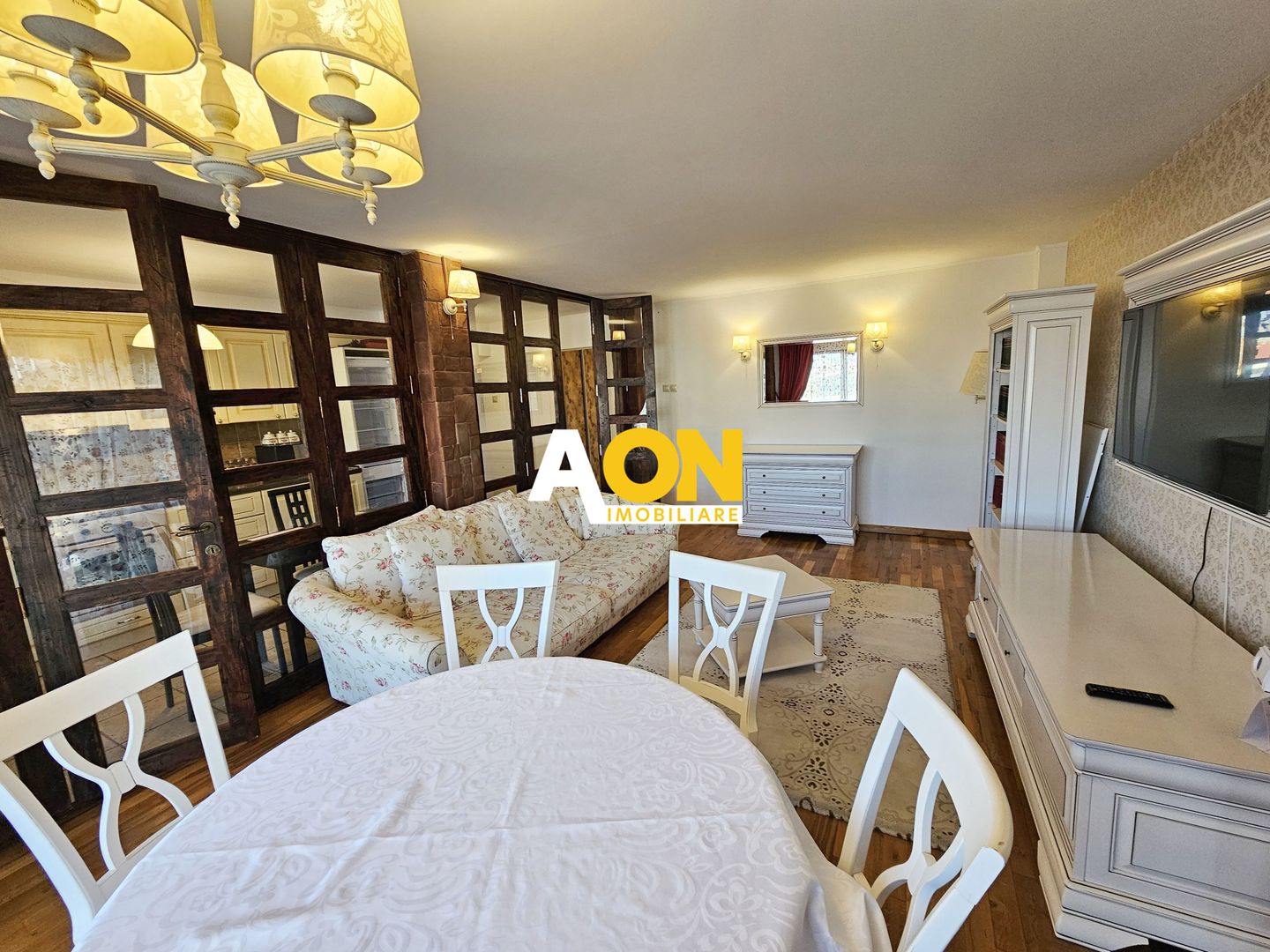 Apartament 3 camere,  mobilat, utilat,75 mp utili, et. 3, ultracentral - Poză 3