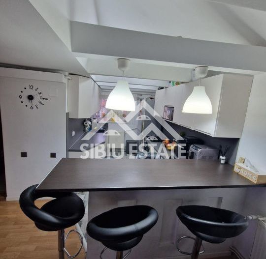 Apartament de vanzare, cu 4 camere,  82.4 mp. -Calea Cisnadiei (Ciresica) - Poză 24