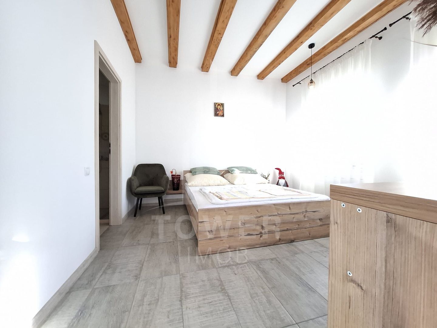 Casa renovata in Fantanele - Poză 8