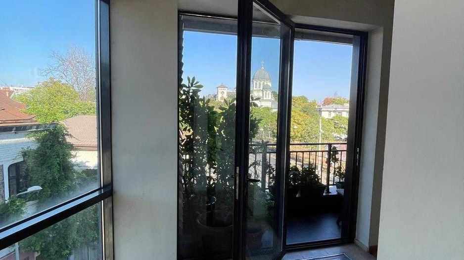 De vanzare Apartament 3 camere, ULTRACENTRAL, Mitropolie, bloc nou - Poză 1
