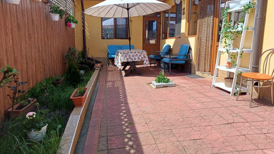 🏡 De vânzare – Casă în Galați, zona Cernat - Poză 1