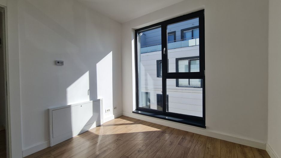 Otopeni str 23 August! Vila 5 camere la calcan pret fara concurenta! - Poză 11