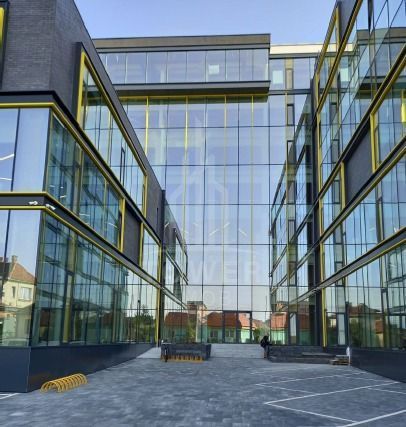 Clădire ultramodernă de birouri in Sibiu | Zona Trei Stejari - Poză 1