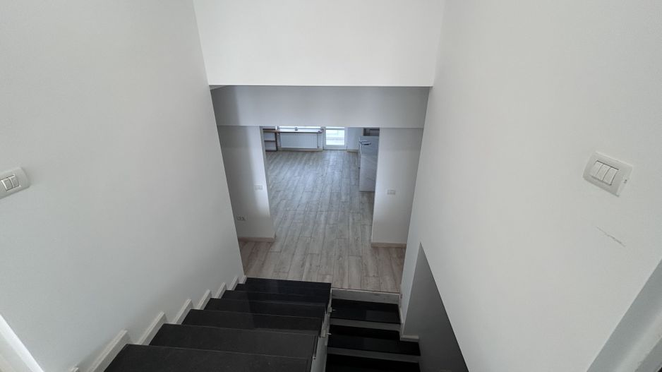 De vanzare apartament Samantha Urcator zona Polivalenta - Poză 6