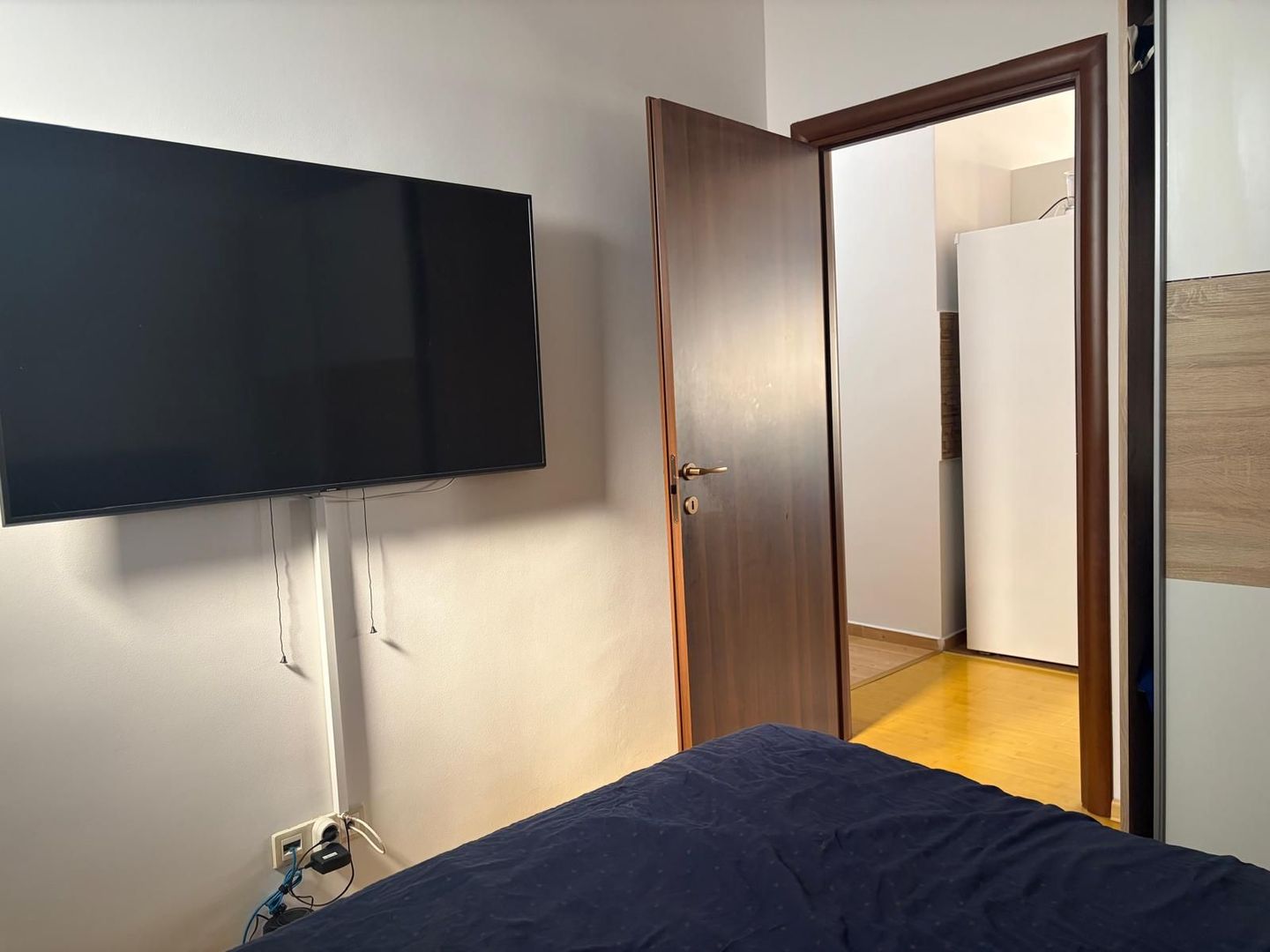 Apartament cu doua camere, 1 Mai - Poză 9