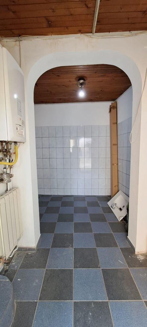 Dimitrie Cantemir, 350m metrou, casa 2 camere +curte, acte disponibile - Poză 6