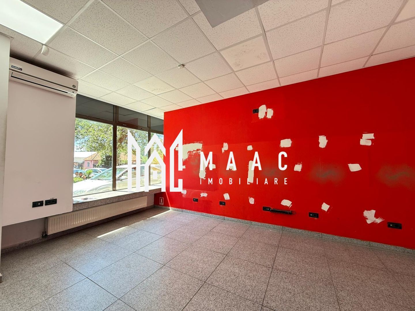 2 Spatii comerciale la strada | 115MP | 3 intrari | Vitrina - Poză 2
