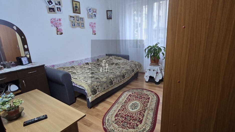 Apartament 2 camere zona Titan decomandat etaj 1 - Poză 8