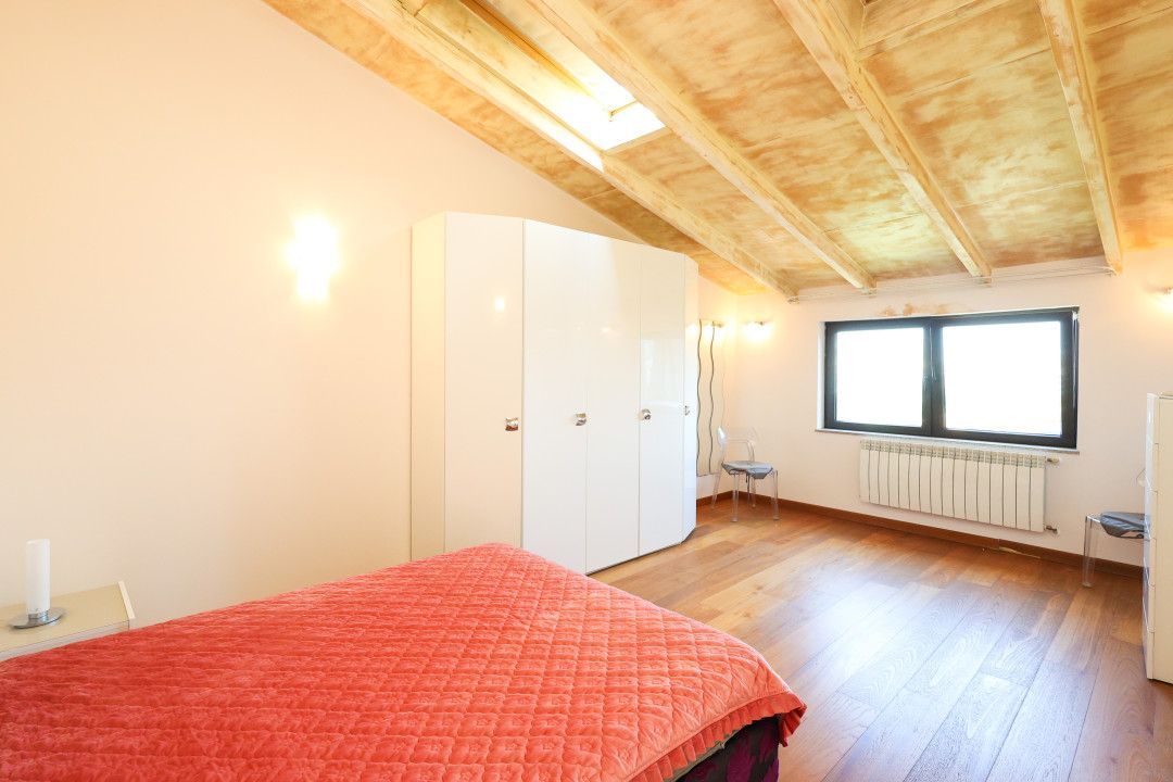 Apartament 3 camere duplex - Unirii,  Str. Principatele Unite - Poză 18