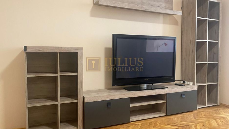 2 dormitoare, centrala proprie, bucatarie inchisa. Piața Libertatii. - Poză 5