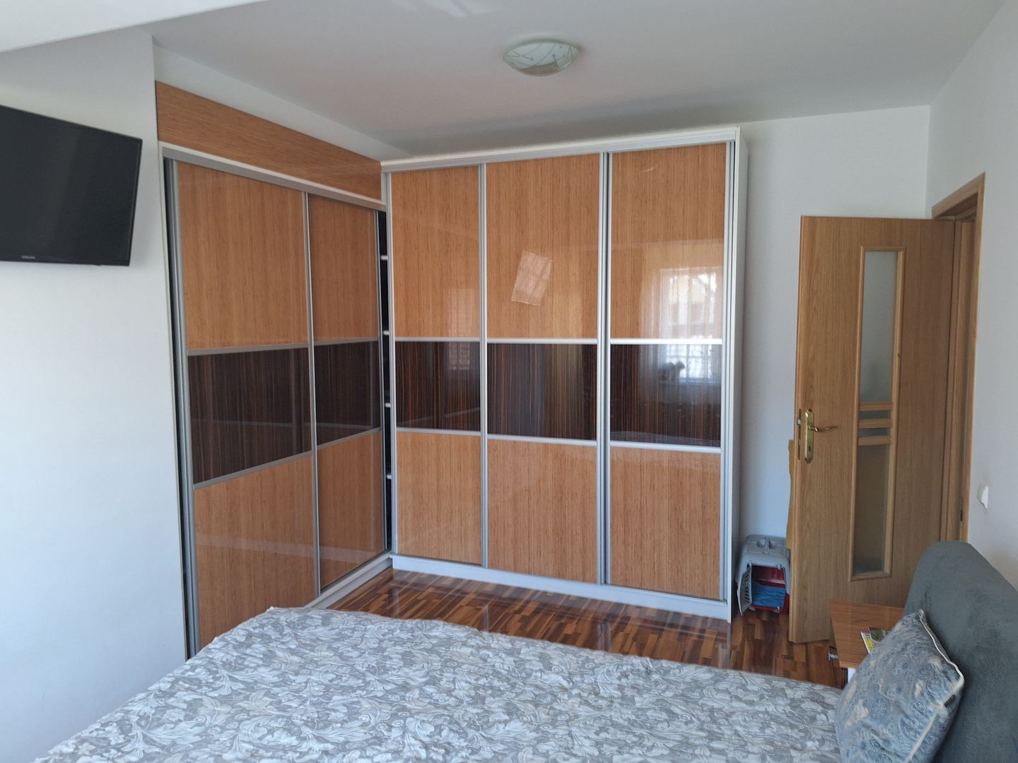 Apartament 3 Camere Mobilat si Utilat langa Metrou D.Leonida - Poză 1