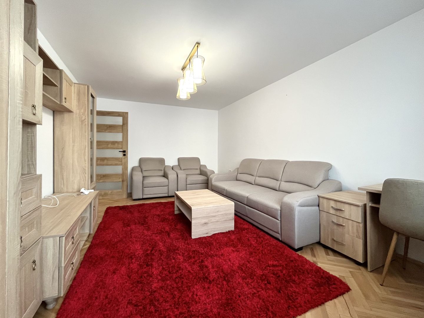 Apartament elegant si spatios – 2 Camere, Etaj 1, Girocului – Drubeta - Poză 3