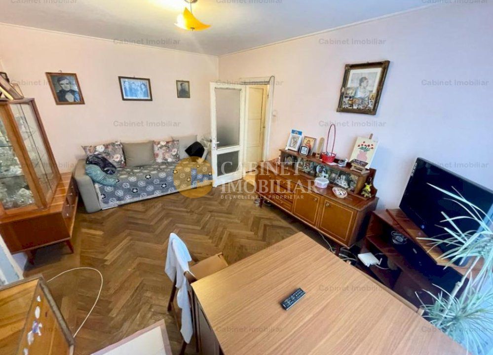 Apartament cu 3 camere - Bloc Fara Risc - Etaj 2 - Primaverii - Poză 1