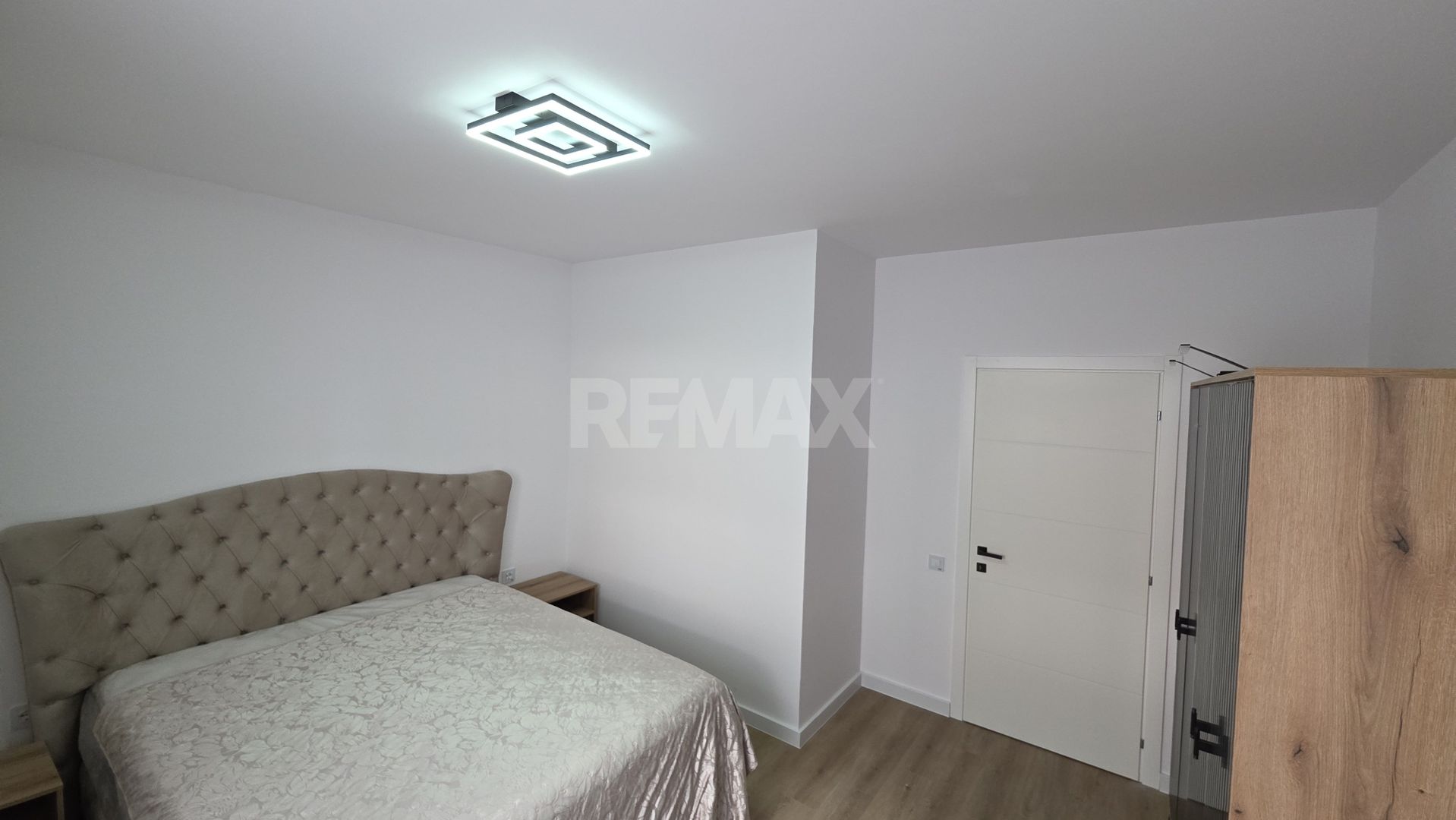 Apartament cu 2 camere în Pipera, București, România - Poză 5