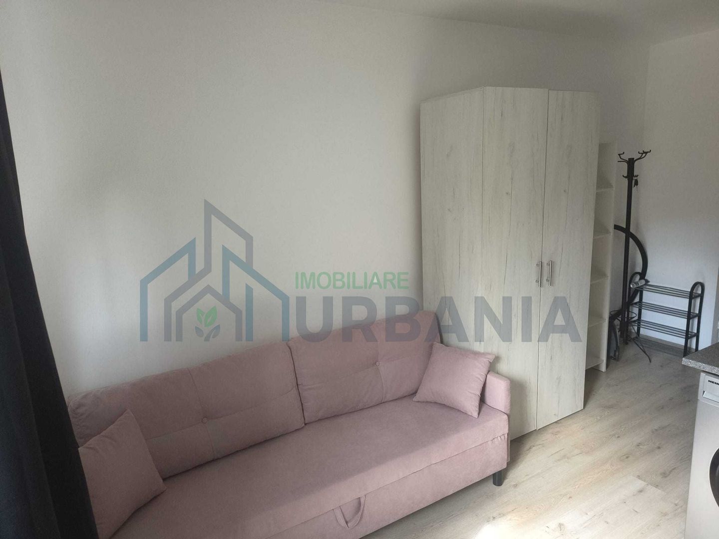Garsonieră mobilată, 18 mp, zonă Poitiers, Iași - Poză 1