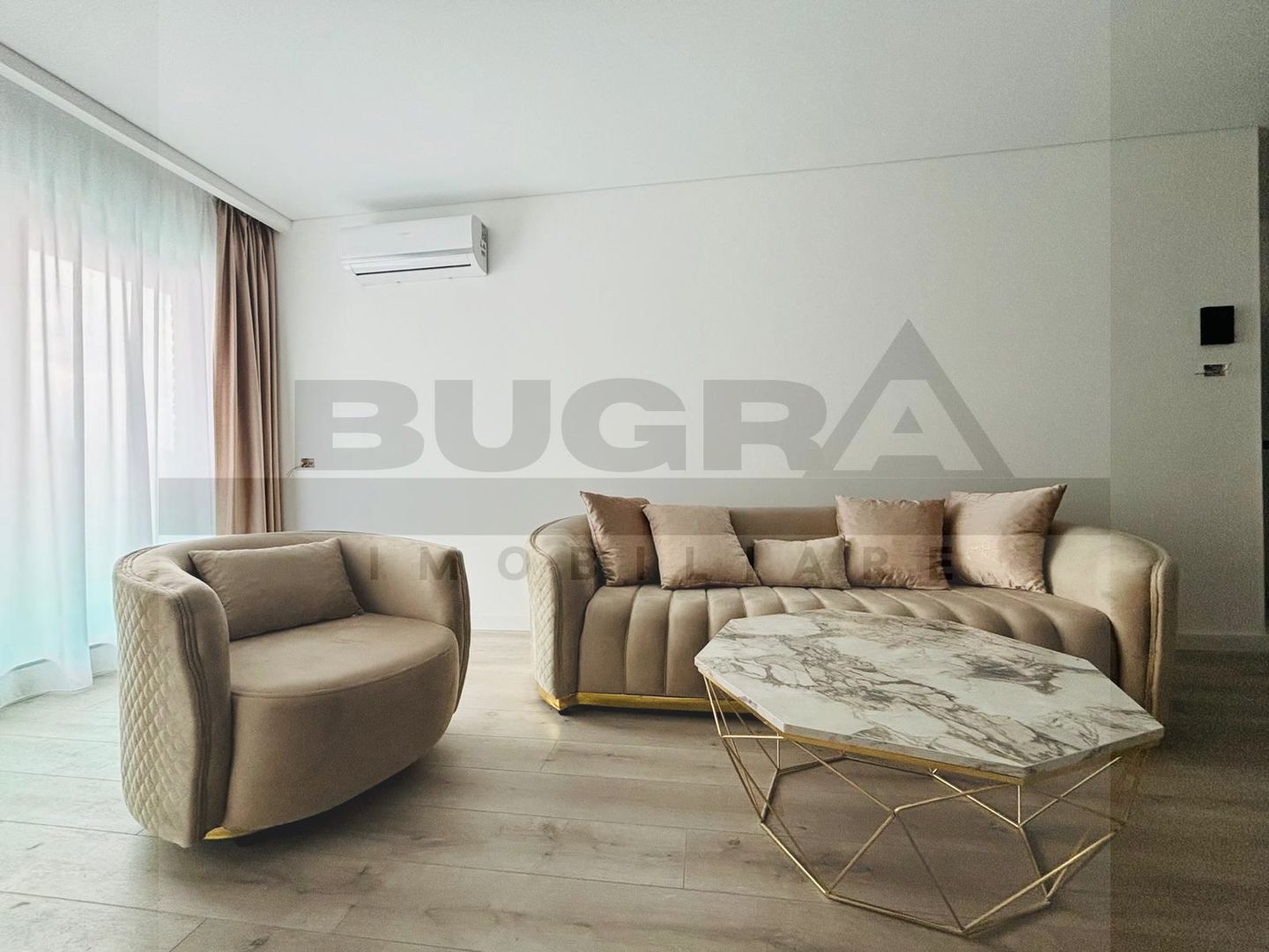 Apartament 3 camere modern, prima inchiriere, garaj,zona Golden Tulip - Poză 4
