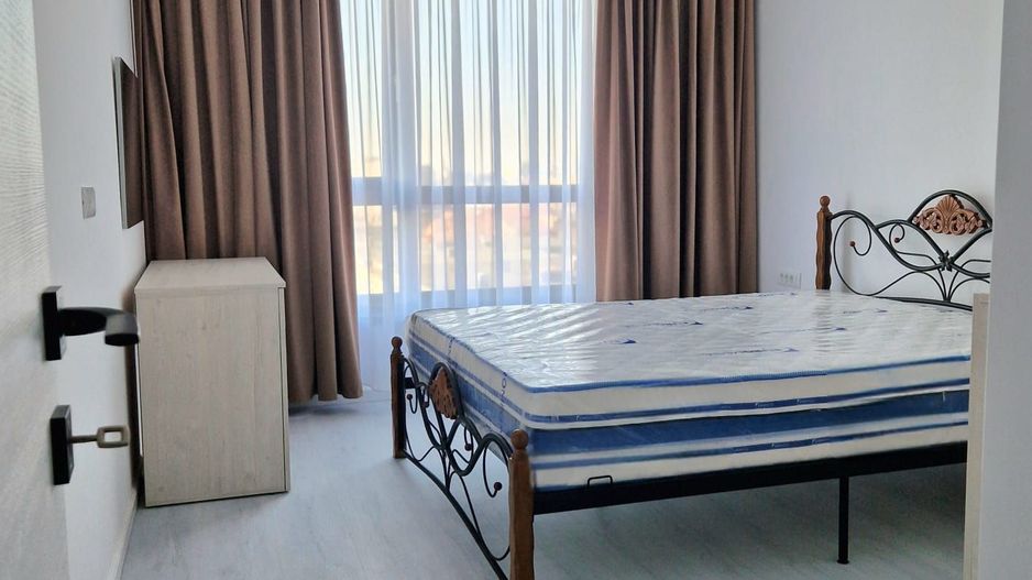 Apartament de lux cu terasa, complet utilat - Poză 8