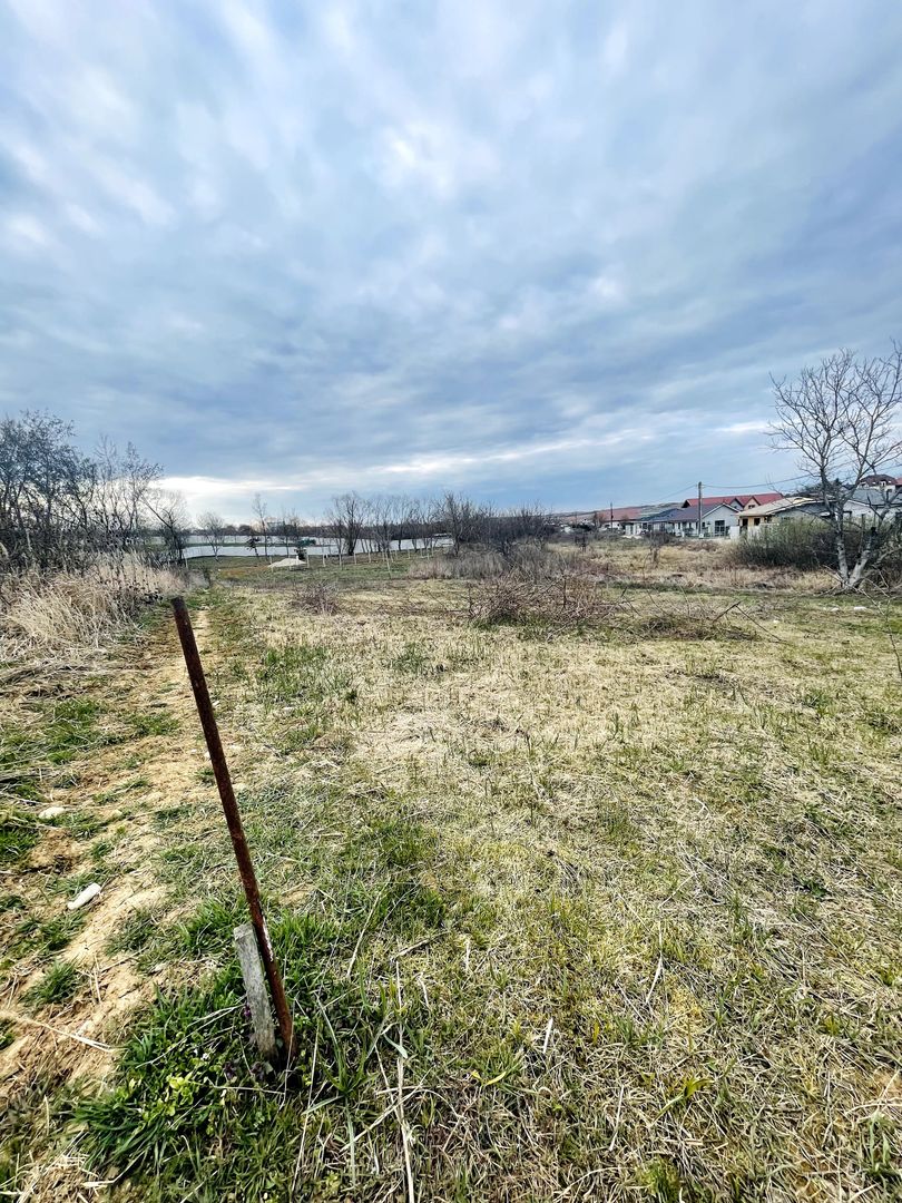 Teren Intravilan cu Front Dublu în Paleu - Poză 2