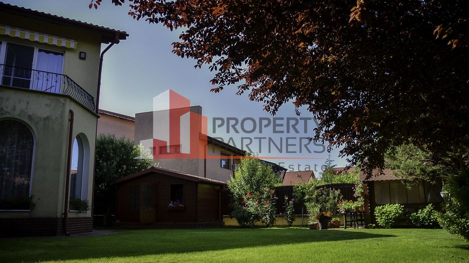 Vila spatioasa cu teren mare Jollie Ville - Poză 7