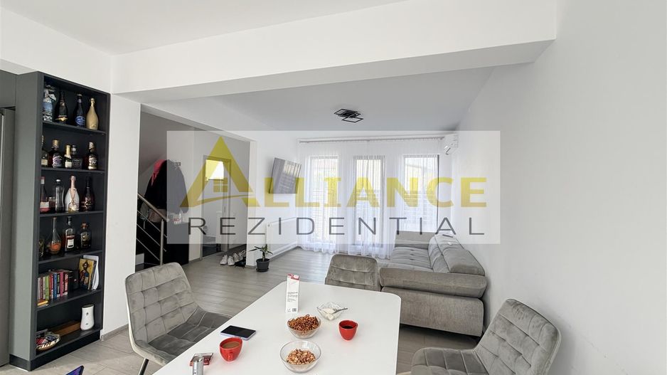 casa de vanzare || mobilata utilata || 4 camere - Poză 5