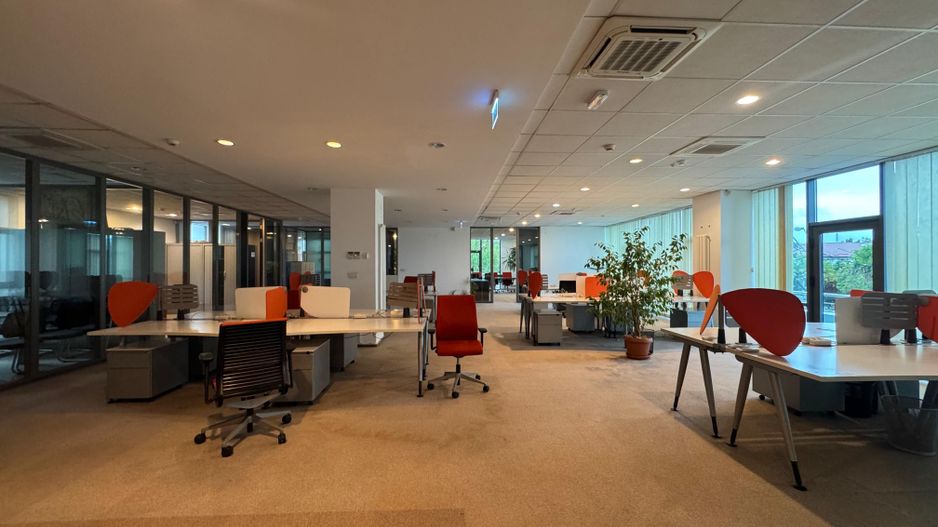 SPATIU DE BIROURI | SPLAIUL UNIRII | 7 locuri de parcare - Poză 1