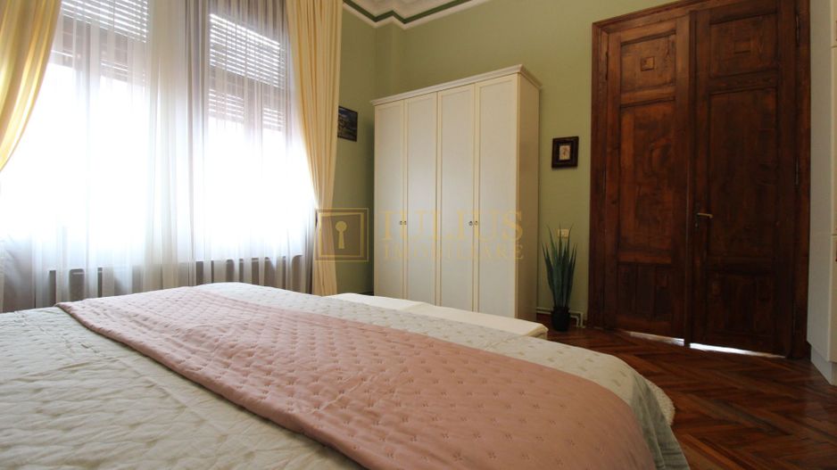 Piata Libertatii, 3 camere, centrala proprie. - Poză 4