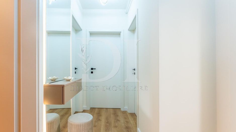 Apartament ultrafinisat / etaj intermediar / Zona Terra - Poză 20