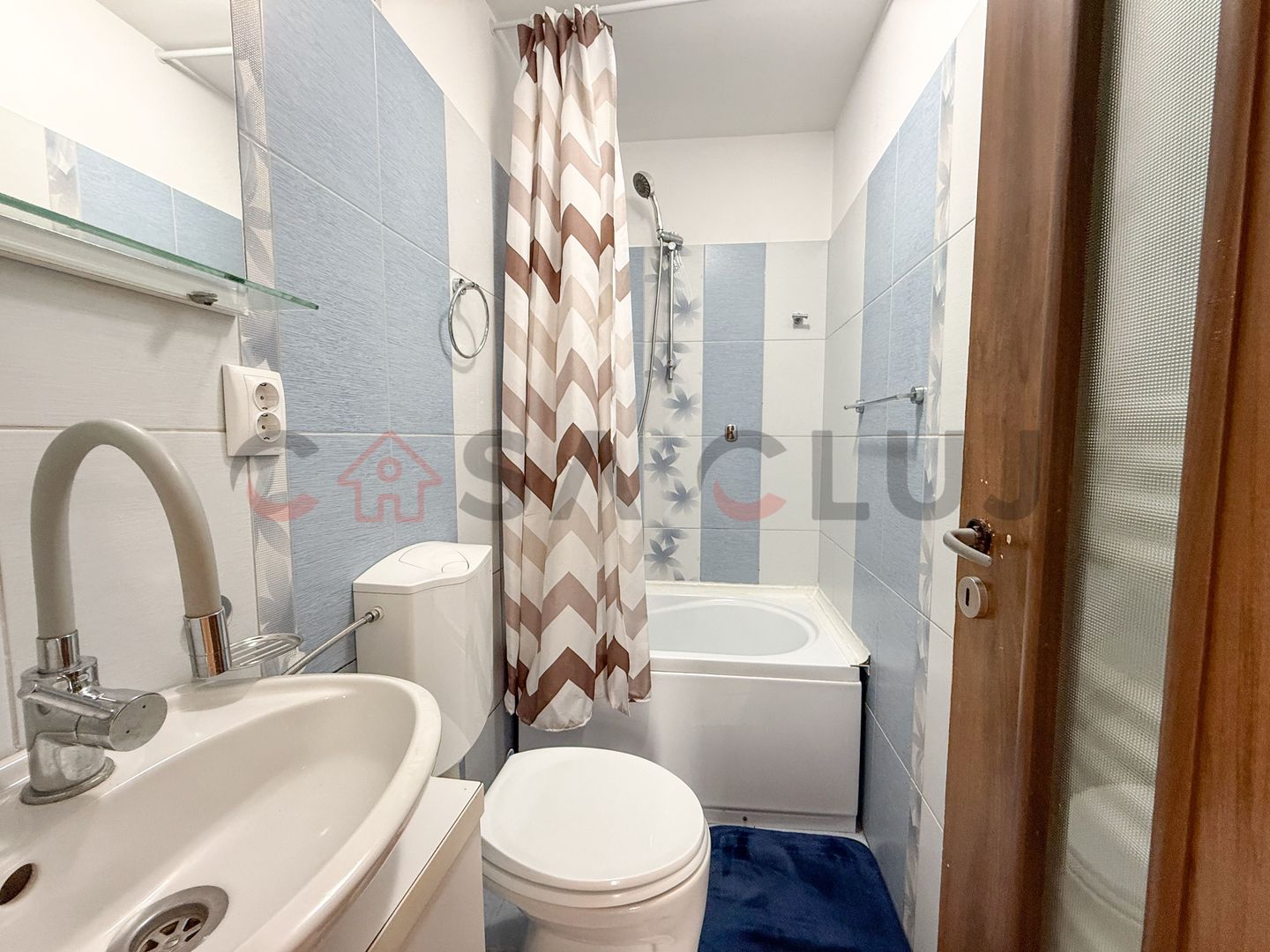 Apartament la casa cu curte si 2 locuri de parcare,Marasesti - Poză 8