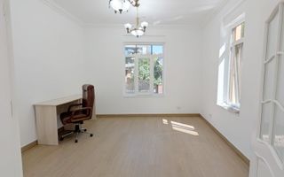 Inchiriere casa 5 camere,  Piața Victoriei,  Renovata 2025 - Poză 4