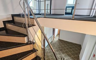 Vilă Cartierul Vitan / destinatie birouri sau activitati comerciale - Poză 4