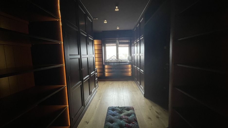 APARTAMENT ULTRACENTRAL DE LUX CU 4 CAMERE LA INCHIRIERE IN COMPLEX - Poză 17