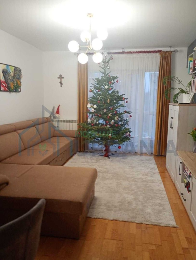 Apartament cu 3 camere de închiriat – Green Park, Iași, 72 m², vedere pădurea Ciric - Poză 1