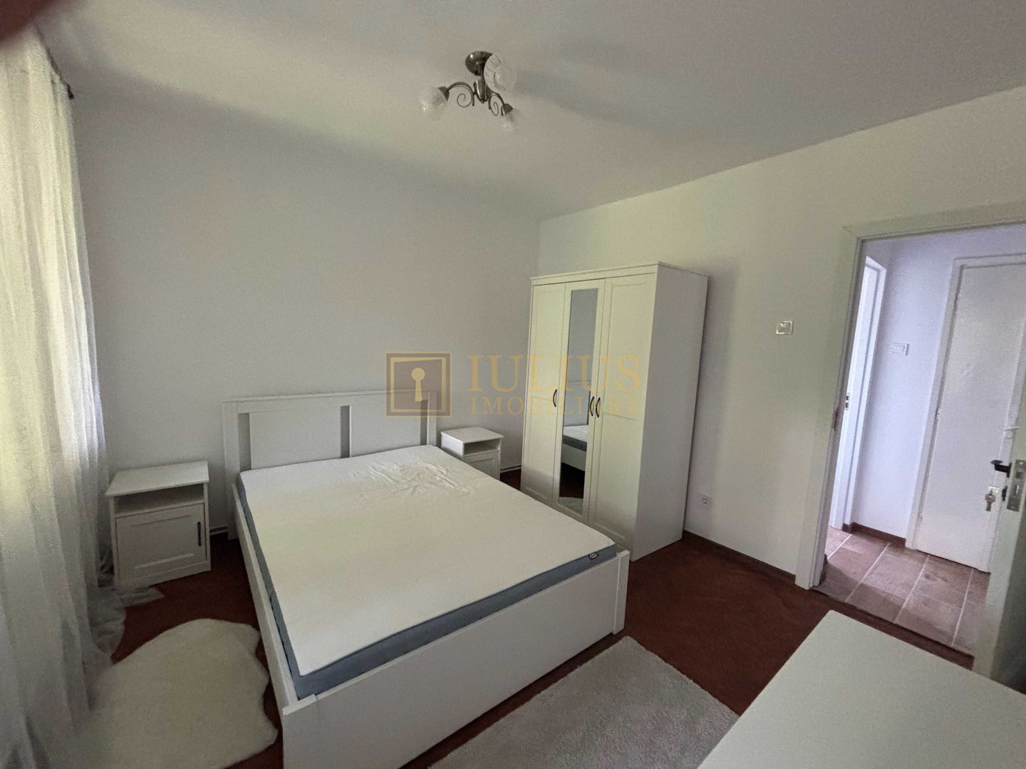 Renovat recent si complet| 2 camere| centrala proprie| zona frumoasa| etaj 2 - Poză 1