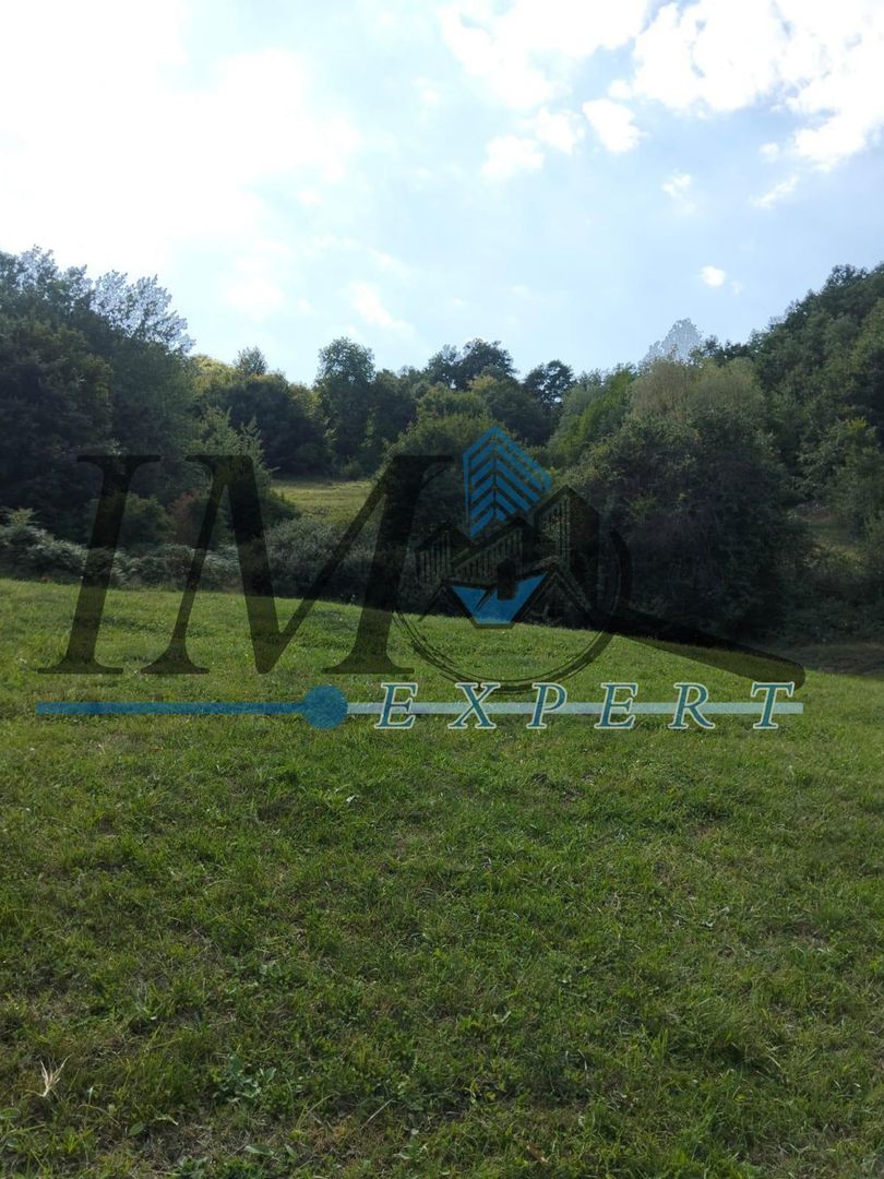 Vand teren in Poiana Ampoiului comuna Metes jud. Alba - Poză 3