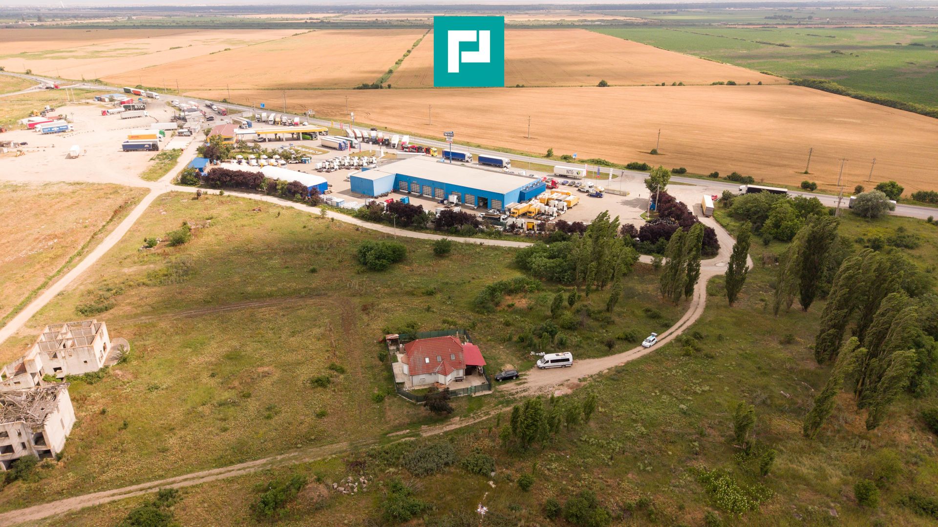 Casă cu mansardă, teren 410 mp - Poză 28