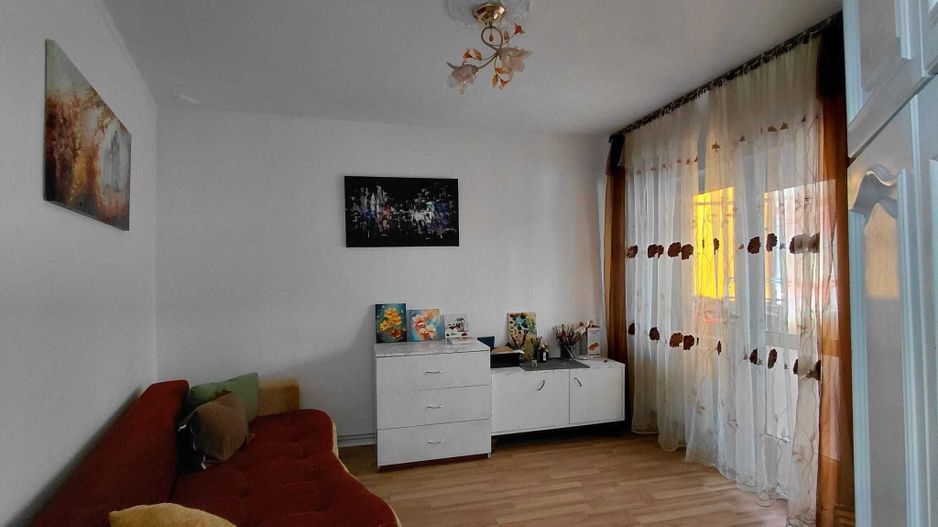 Apartament 3 camere dec – Sid Vest ,Etaj 1 ,2 balcoane - Poză 6