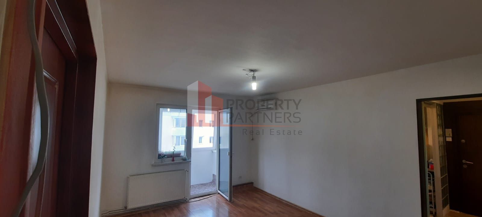 Apartament 3 camere Astra Brașov - Poză 3