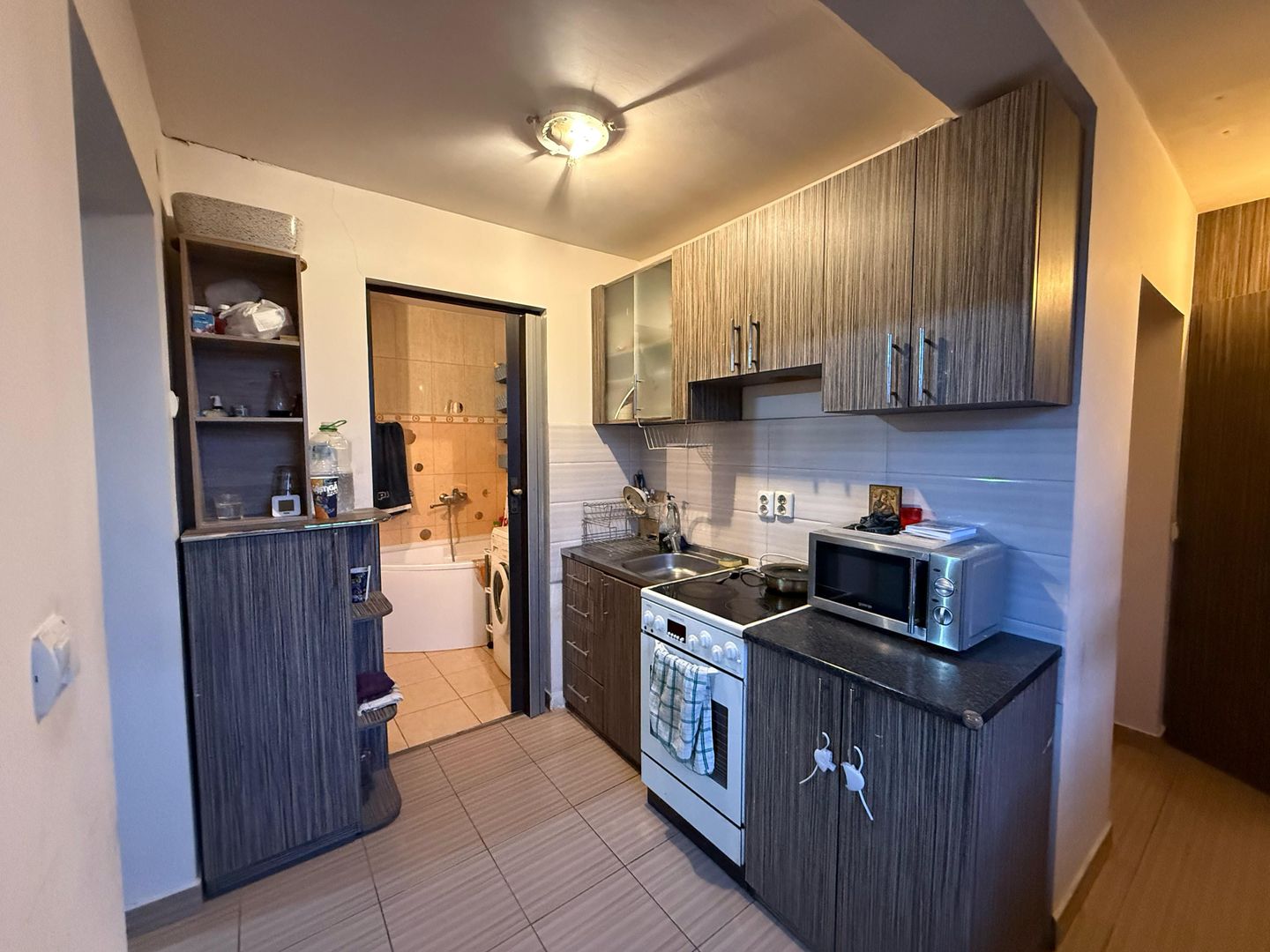 Casa Hidișelu de Sus, teren 1 800 mp. 73 900 E. Comision 0 - Poză 1