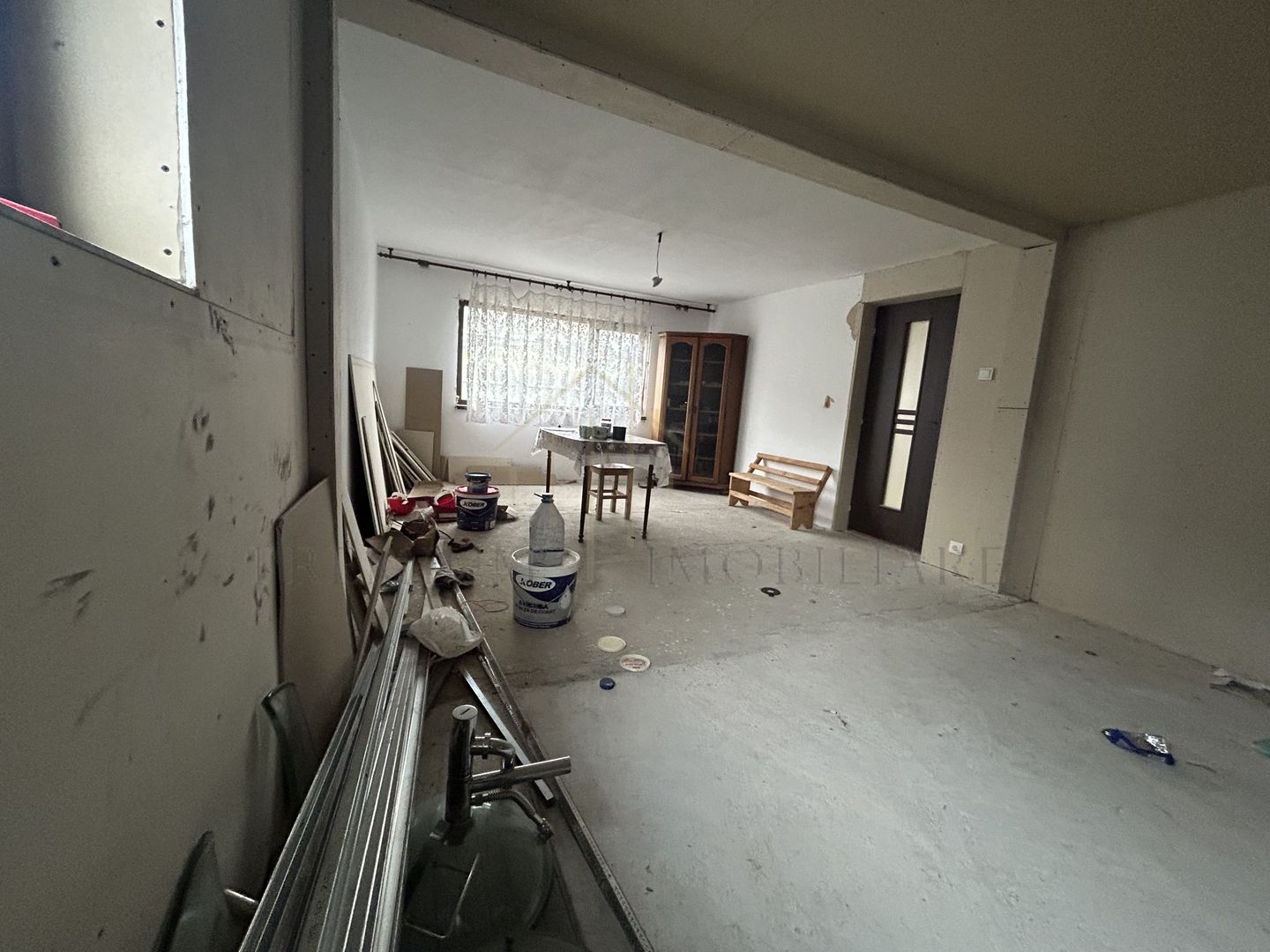 Casa de vanzare in Slanic Moldova . - Poză 5