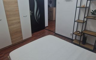 Apartament de vânzare 2 camere Zona Han - Poză 4