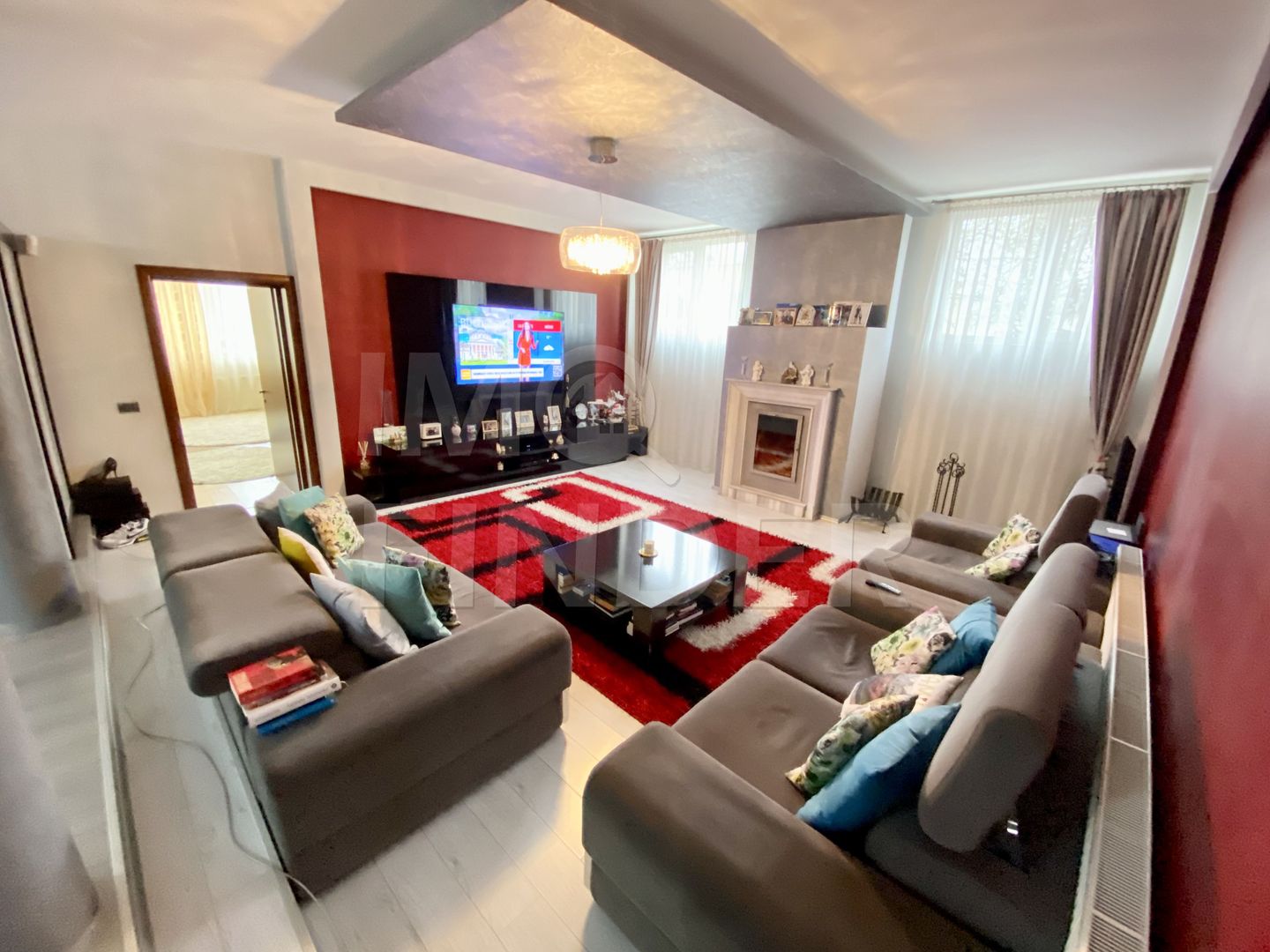 Proprietate unicat 140 mp utili, 100 mp gradina, Zorilor, tavan inalt - Poză 1