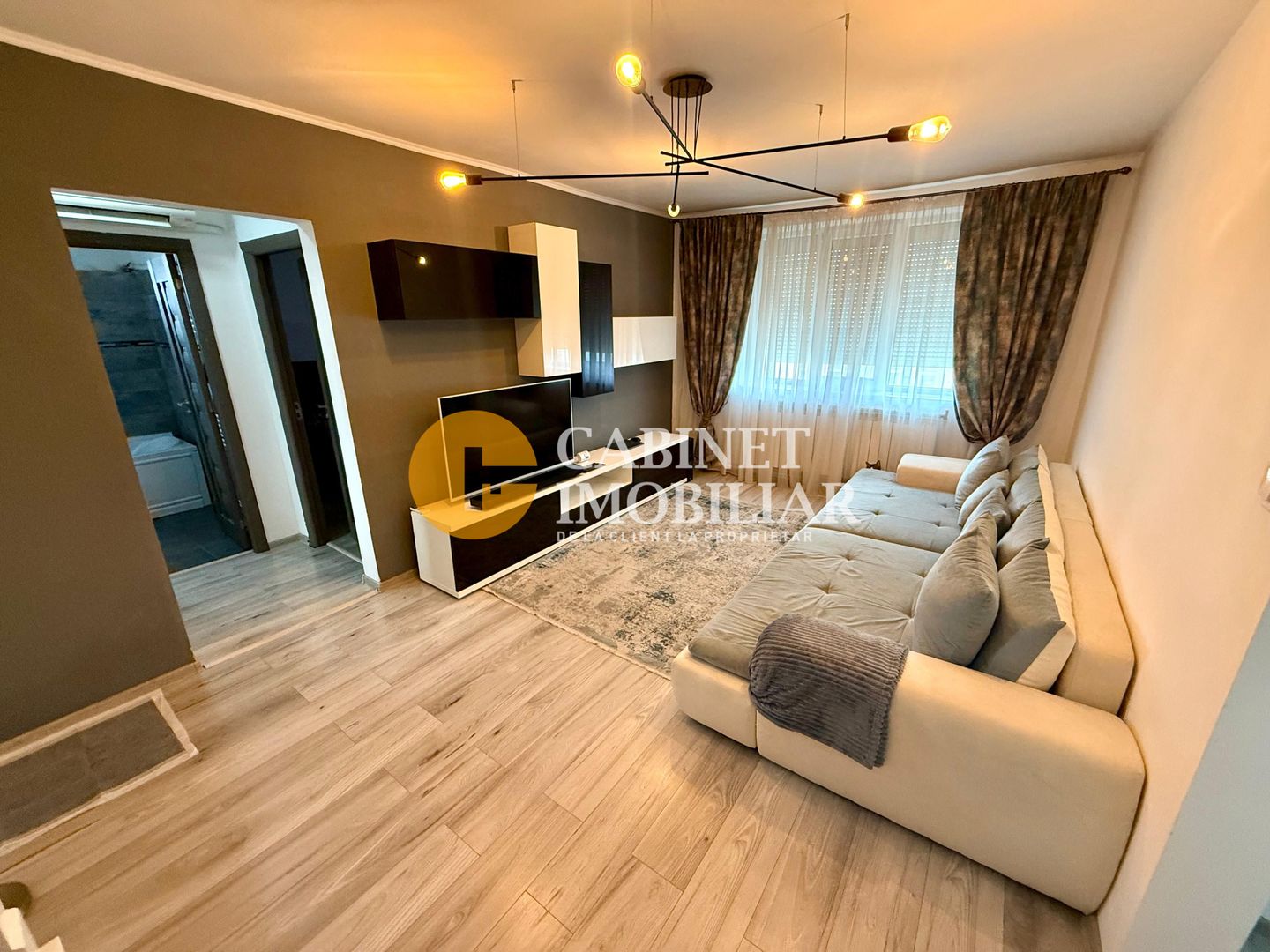 Apartament 3 Camere Renovat - Zona Alexandru/Familial - Poză 1
