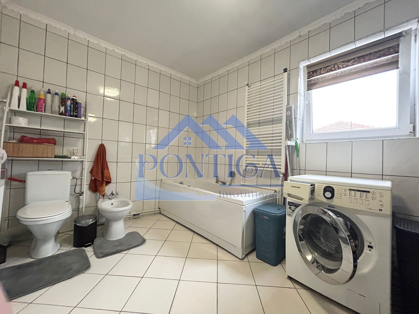 Casa moderna de vanzare in Fantanele - Poză 12