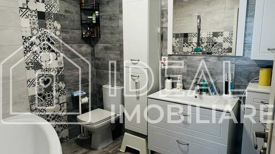 Triplex cu 5 camere complet mobilat si utilat, in SELIMBAR - Poză 10