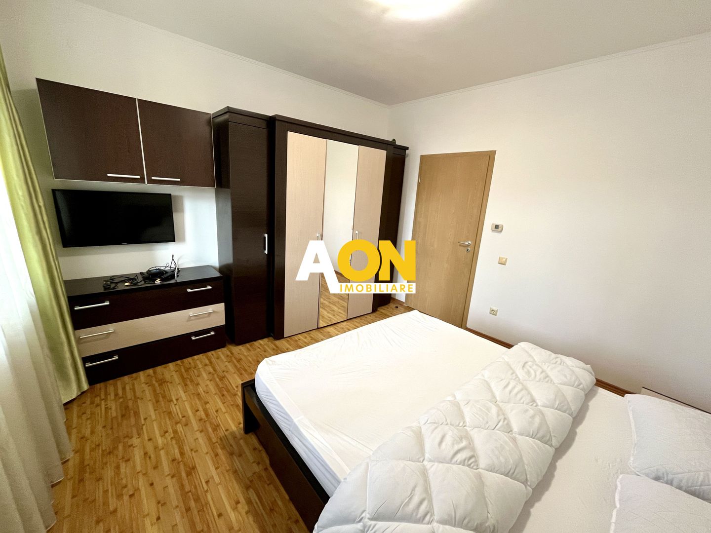 Apartament cu 2 Camere, Etaj 2, Zona Stadion - Poză 2