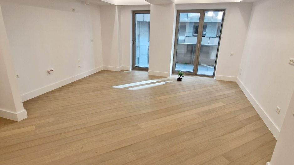 Apartament  3 camere Cortina 126 - Poză 3