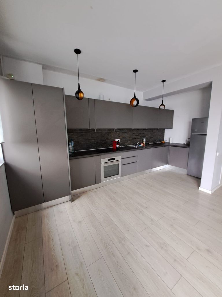 Inchiriere apartament 3 camere in Zona Pipera - Poză 2
