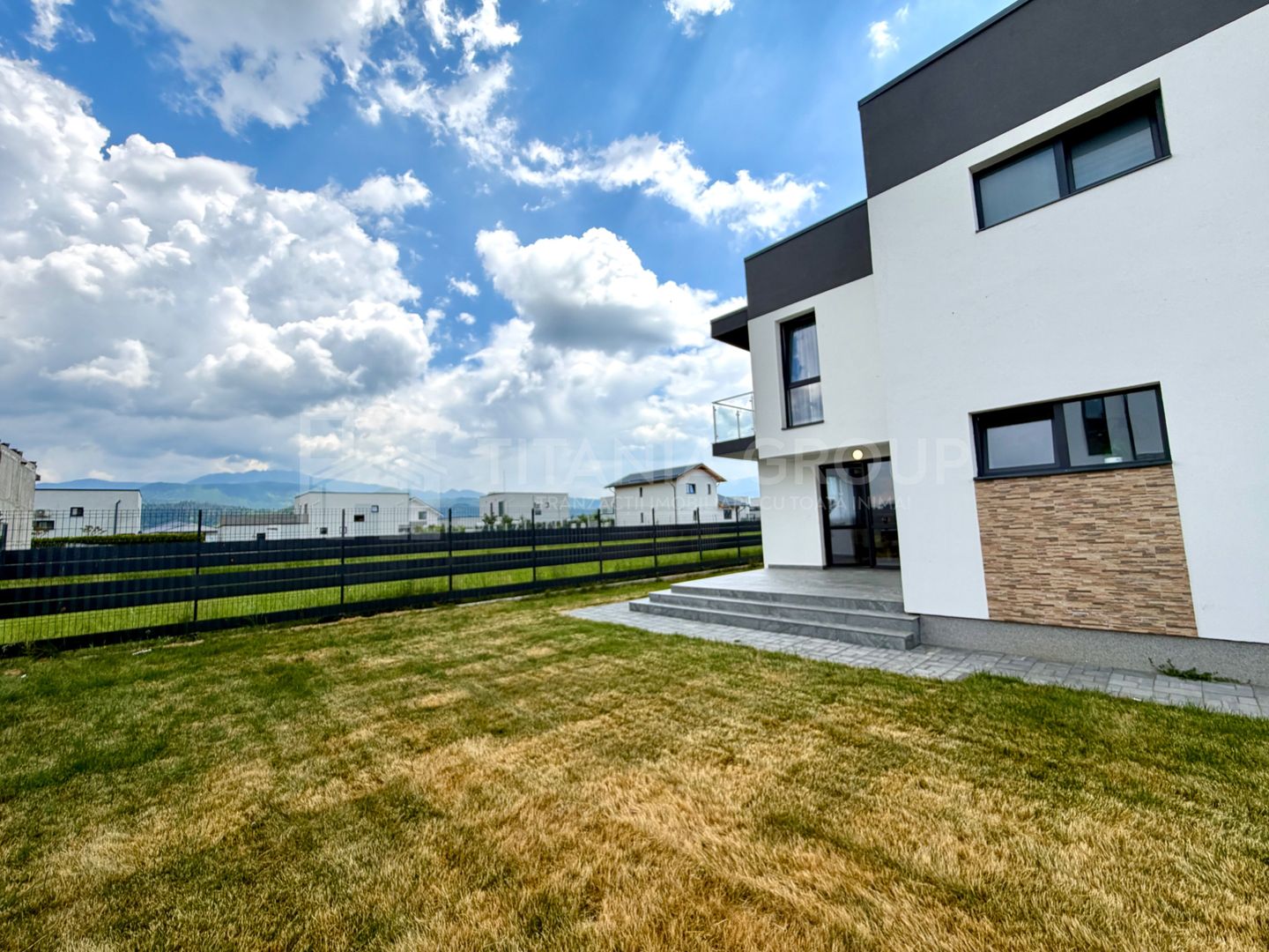 Casă premium 4 camere | Prima închiriere| 3 băi | Pet Friendly | Cristian - Poză 22